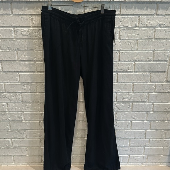 New Old Navy Pants Medium - Picture 9 of 14